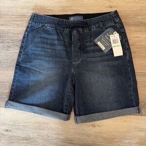 Democracy “Ab”leisure High Rise Rolled Cuff Shorts Size 8 NWT Pull On Drawstring